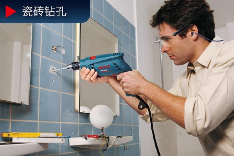墙上瓷砖打孔用哪种电钻(在墙上瓷砖上用电钻打眼有什么技巧吗)